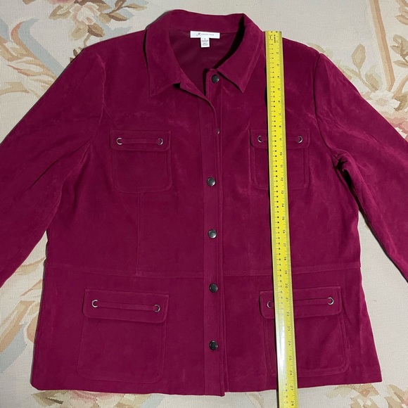 Size 18 cranberry faux suede jacket - Picture 6 of 7